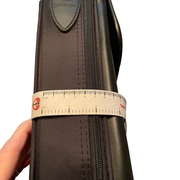 TARGUS Standard Notebook Case - Very good used condition - Shoulder strap - Picture 8 of 12